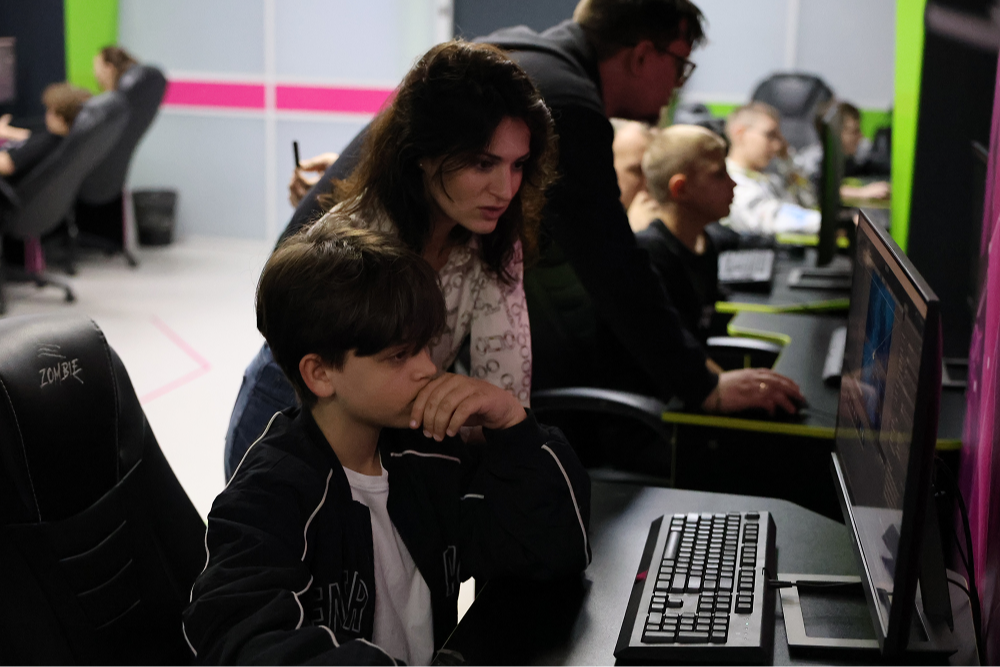 Тюменские дети и их родители попробовали себя в роли разработчиков игр