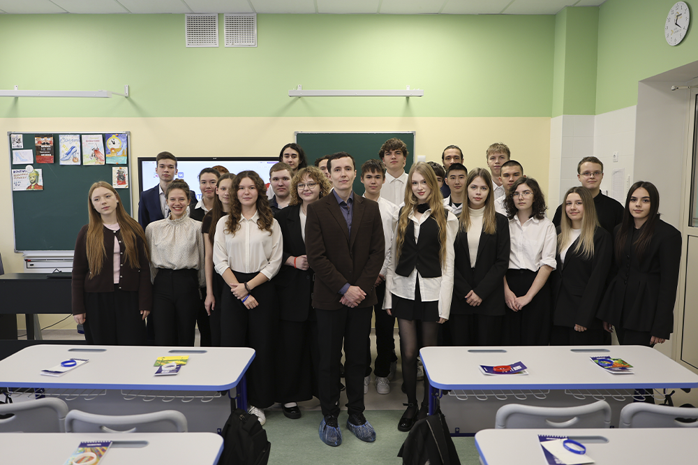 «Урок цифры» про видеотехнологии провели для старшеклассников Тюмени