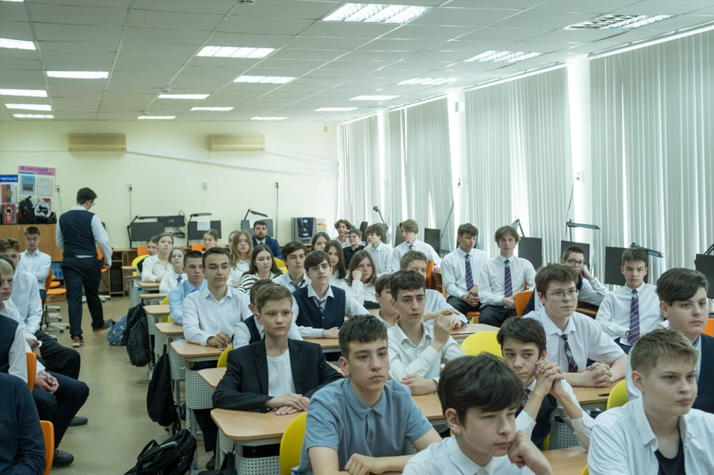 Антифрод и защита данных в интернете: тюменские школьники прошли «Урок цифры»
