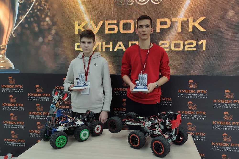 Тюменские робототехники-экстремалы стали лучшими на всероссийских соревнованиях